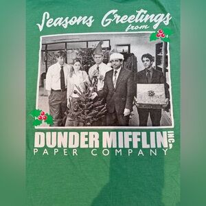 🎄Dunder Mifflin The Office Season’s Greetings Holiday Party Christmas T-Shirt L